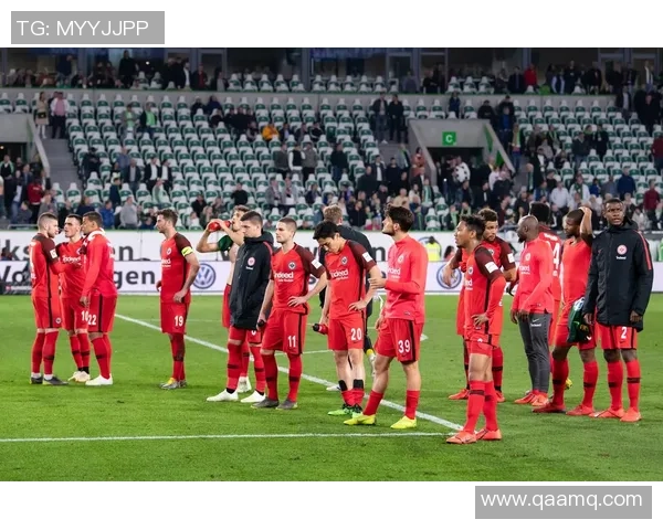 法兰克福足球俱乐部球星介绍与历史贡献分析